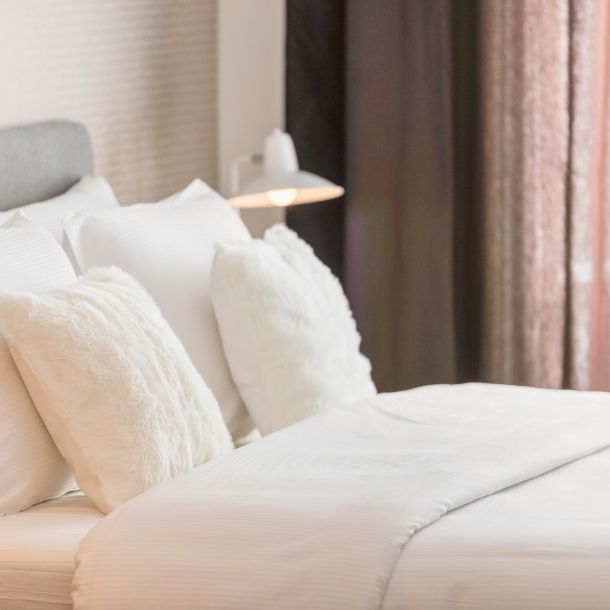 1 Bedroom – 2 Bathroom Luxury Apartment